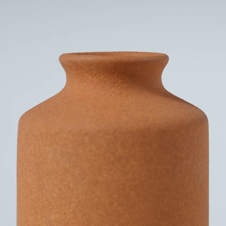 BUD VASE STILL