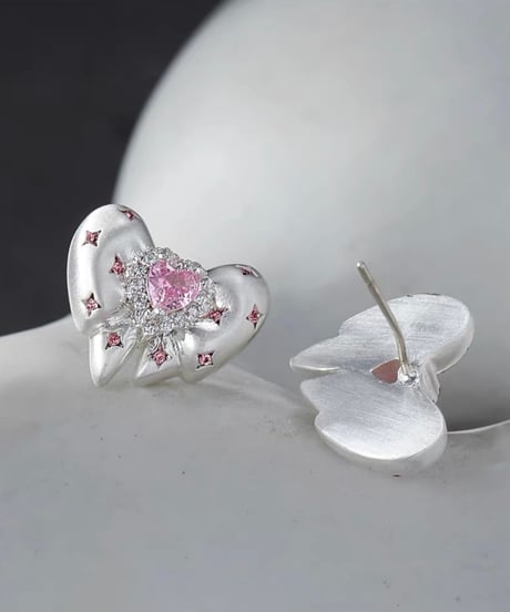 Dreamy pink ribbon pierce