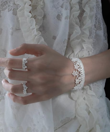 Star lace bracelet