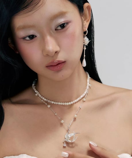 Lucky bird drop pearl pierce