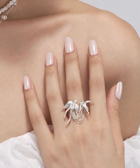 Lucky bird ring