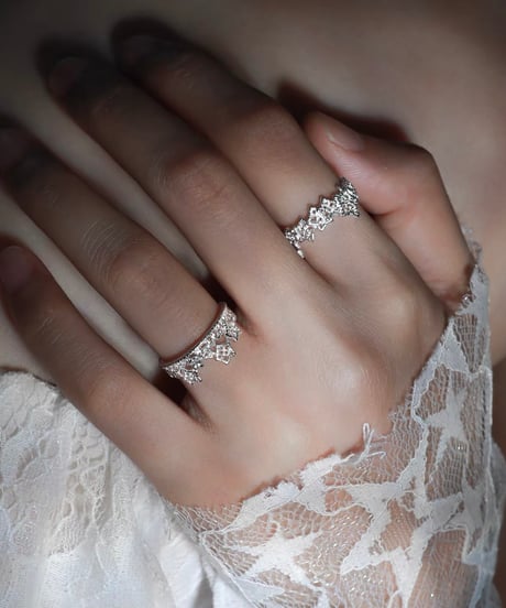 Star lace ring