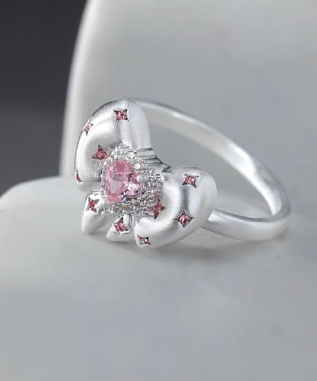 Dreamy pink ribbon ring