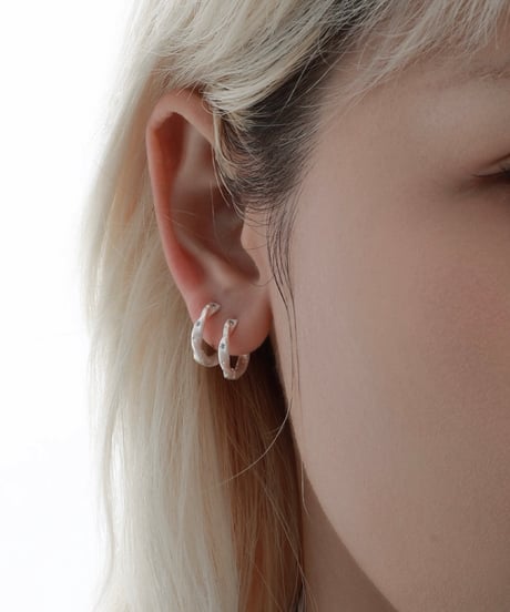 Blue twist pierce