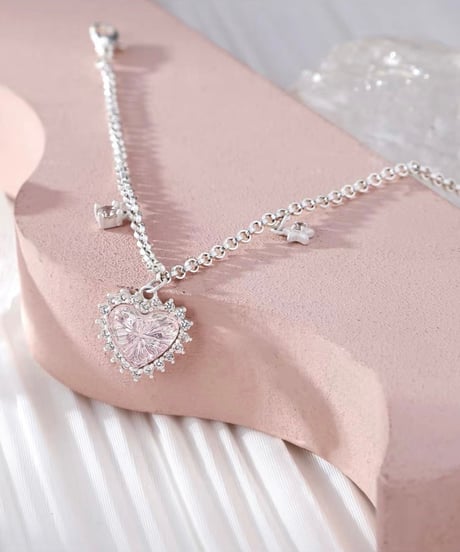 Pink muse heart bracele