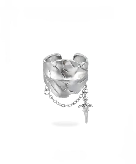 Knight’s relic charm ring