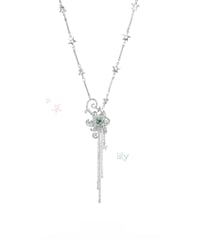 Mist mint lily necklace