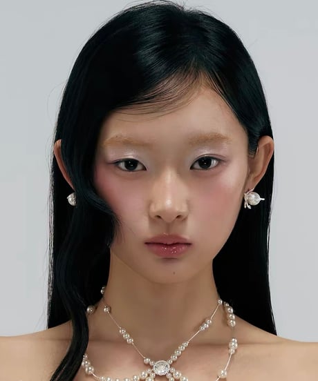 Lucky bird pierce