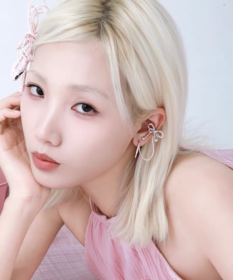 Ribbon earphone cord long pierce