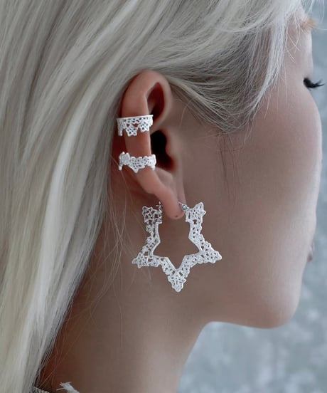 Star lace ear cuff