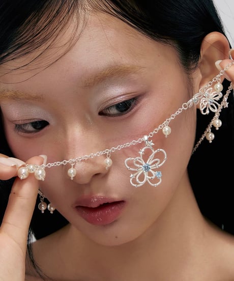 Blue blossom pearl  necklace
