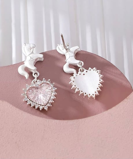 Pink muse heart horse pierce