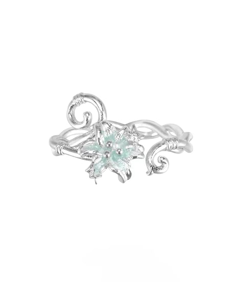 Mist mint lily ring