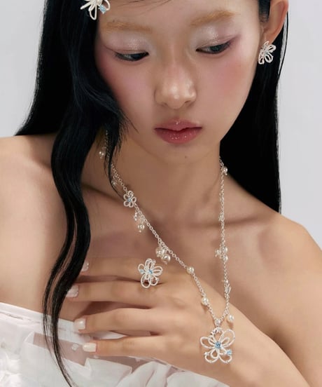 Blue blossom ring