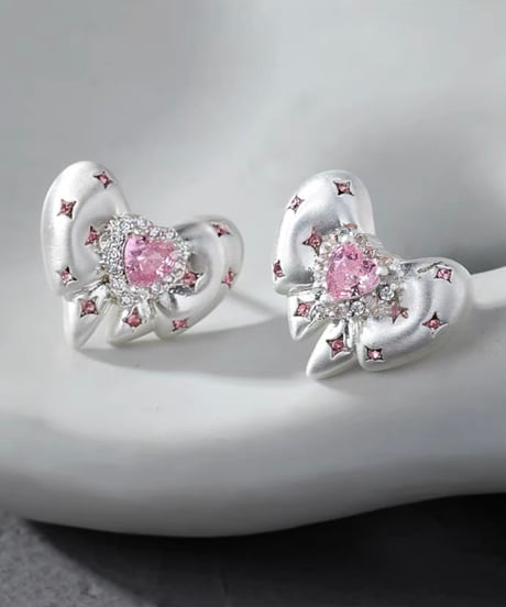 Dreamy pink ribbon pierce