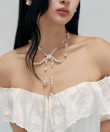 Lucky bird pearl necklace