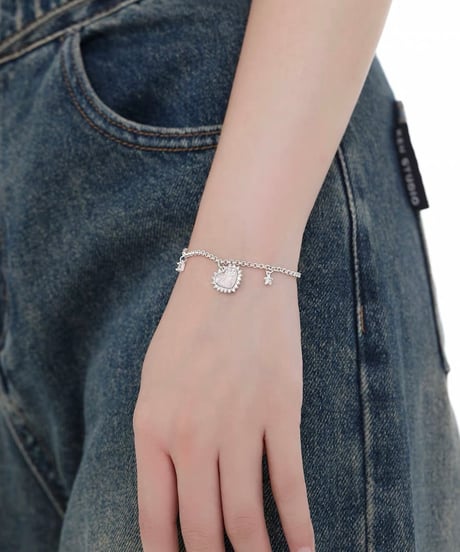 Pink muse heart bracele