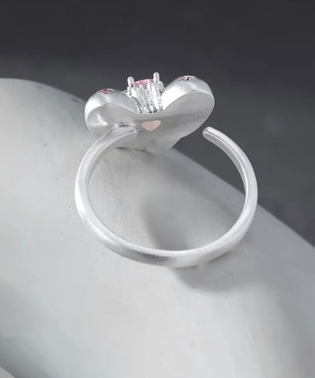Dreamy pink ribbon ring