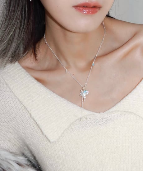 Colorful pop horse necklace