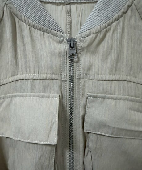 しなやかブルゾン【Light Beige｜Beige｜Black 全3色】