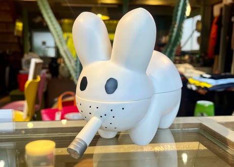 【ホワイトver.】 MEDICOM TOY Frank Kozik "bone bunny" スモーキンラビット アートトイ
