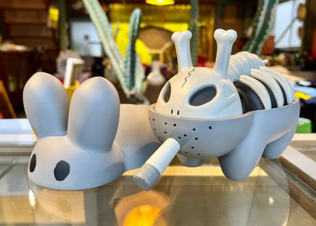 【グレーver.】 MEDICOM TOY Frank Kozik "bone bunny" スモーキンラビット アートトイ