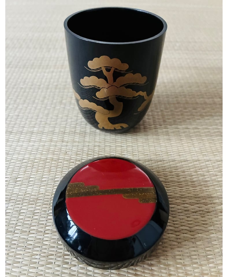 美品 四方桟桐共箱/共布付属】宗廣造 老松蒔絵 日の出棗 | ginyoudo