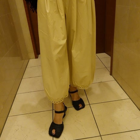 ankle pants