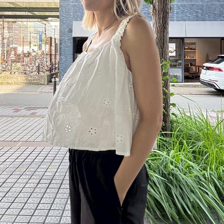 flower sleeveless blouse