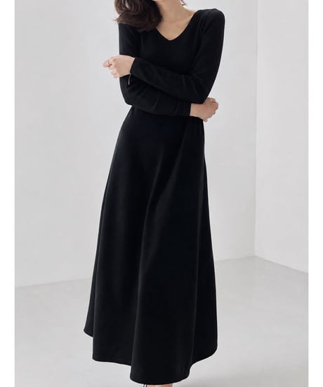 【再入荷】V-Neck Elegant Knit Long Dress Black