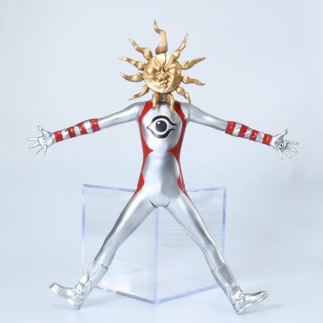 タローマン劇中小道具完全復刻版 『べらぼうジャンボタローマン（撮影原寸大タローホーンつき）』 (2027年春発売予定)