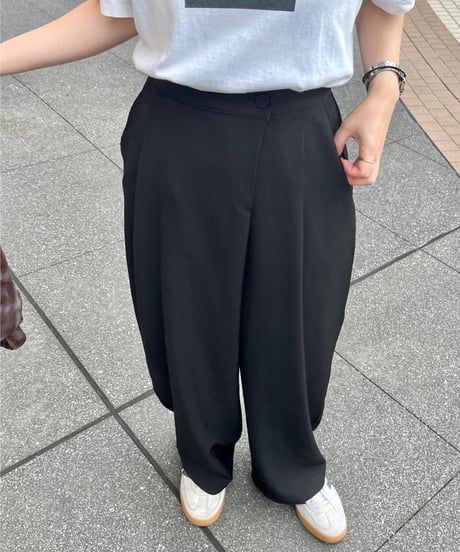 ラップワイドパンツ