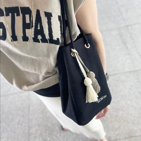 STRING black ※タッセルチャームSサイズ2個付き