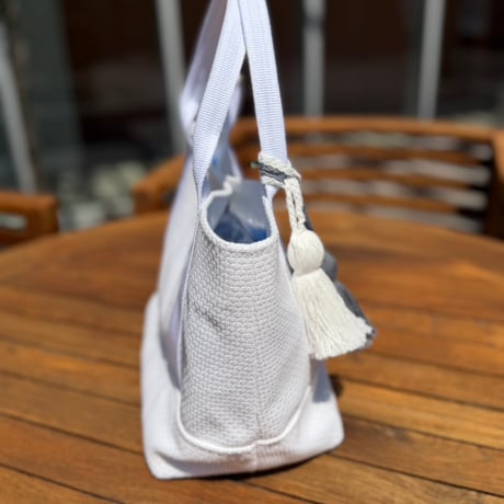 BASICトートバッグ　Sサイズ　限定色　White
