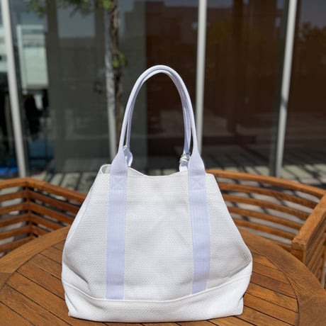 BASICトートバッグ  Lサイズ　限定色　White