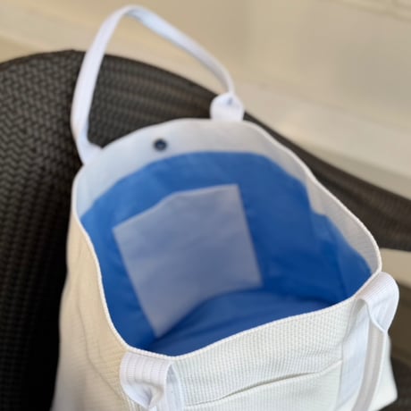 BASICトートバッグ  Lサイズ　限定色　White