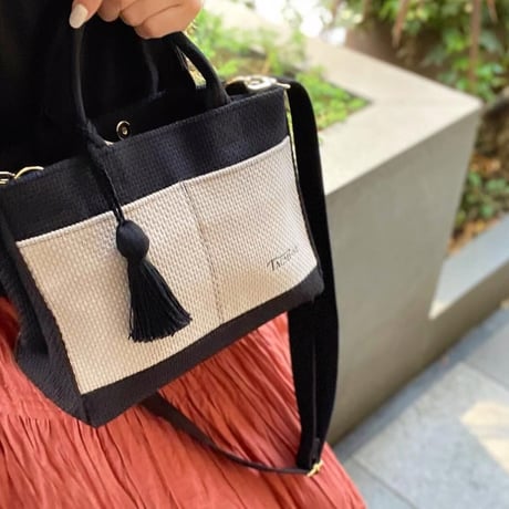 TASSELトートバッグ両面Sサイズ BLACK×GREIGE ※ショルダーストラップ&タッセルチャーム付き