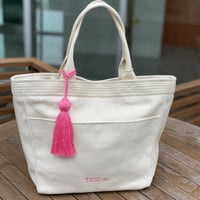 UNIVERSALトート数量限定IVORY※ピンク刺繍