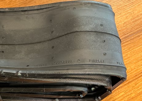 【イチオシ】PIRELLI P ZERO RACE TLR SL-R 700×28C  前後セット
