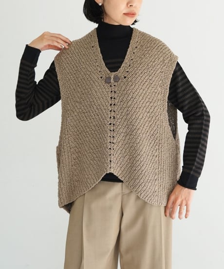 ONICA / Slub bubble Vest (BEIGE)