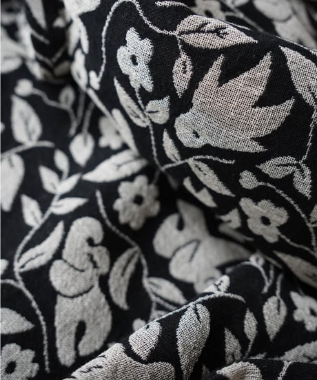 kéngo / “anohito” jacquard loose pants (black)