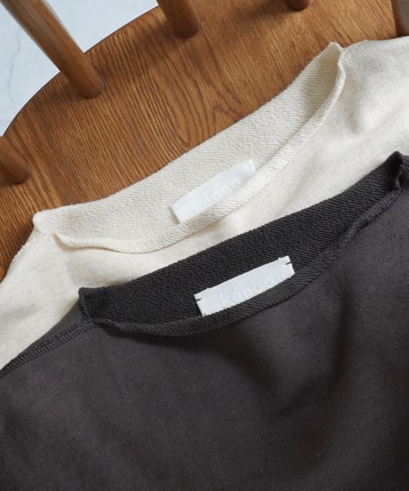 kéngo / slash neck sweat “mini” (2 COLORS)