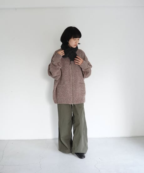 YULA /  HAND KNIT MUFFLER (2 COLORS)
