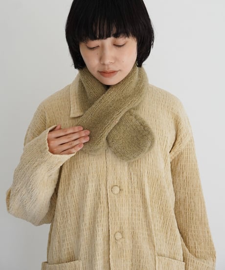 YULA /  HAND KNIT MUFFLER (2 COLORS)