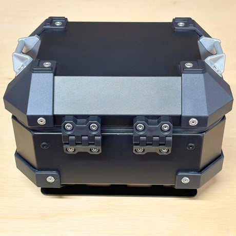 アルミ製汎用トップケース　８L