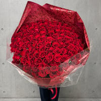 １０８本　バラの花束