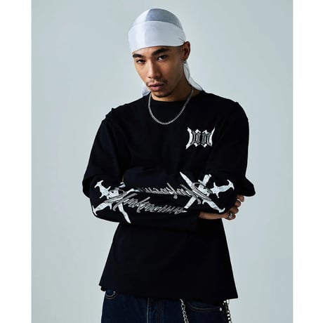 【 Unknown 】Cursive Rhinestone Layered Long Sleeve