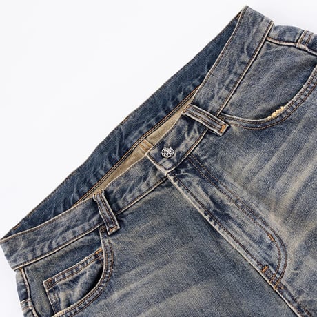【 SUPPLIER 】Studs Tribal Leather Patch Curve Denim