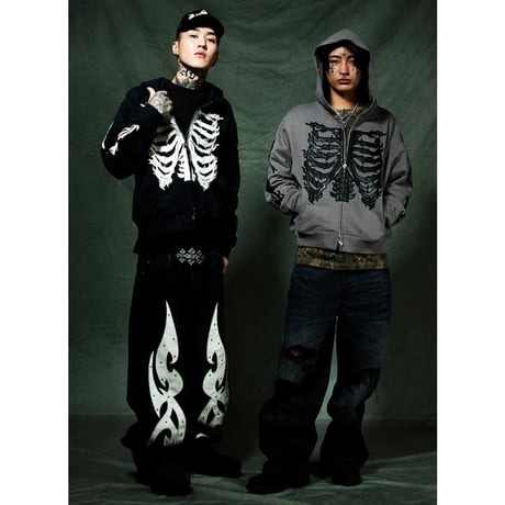【 SUPPLIER 】Fire Bones Leather Patch Zip Hoodie