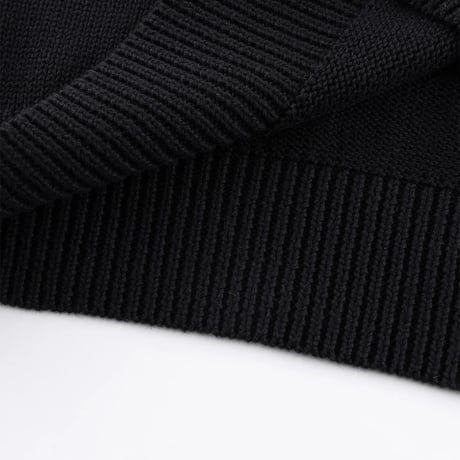 【 SUPPLIER 】Tribal Cross Leather Patch Crew Knit